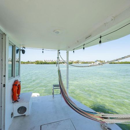 Отель Beautiful Houseboat In Ки-Уэст Экстерьер фото