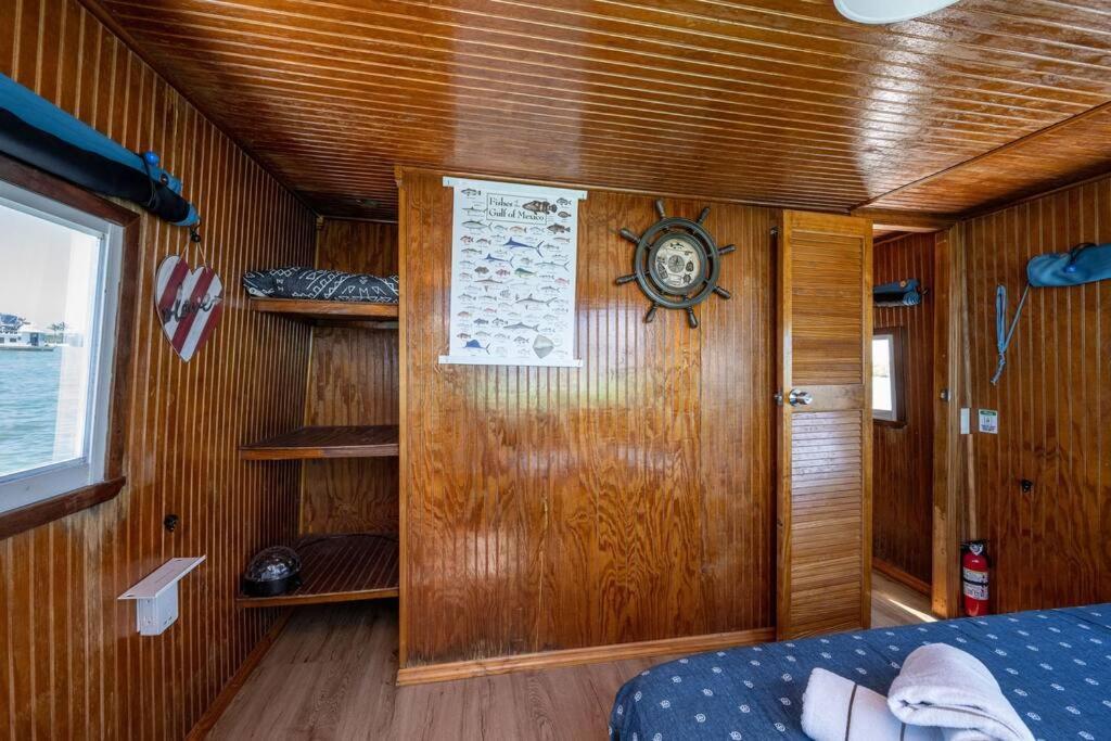 Отель Beautiful Houseboat In Ки-Уэст Экстерьер фото